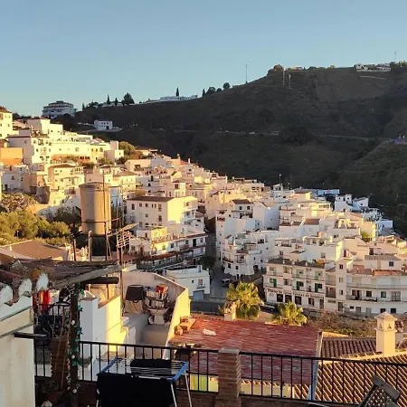 La Montsina, Acogedora Casa De Estilo Mediterraneo Дом отдыха